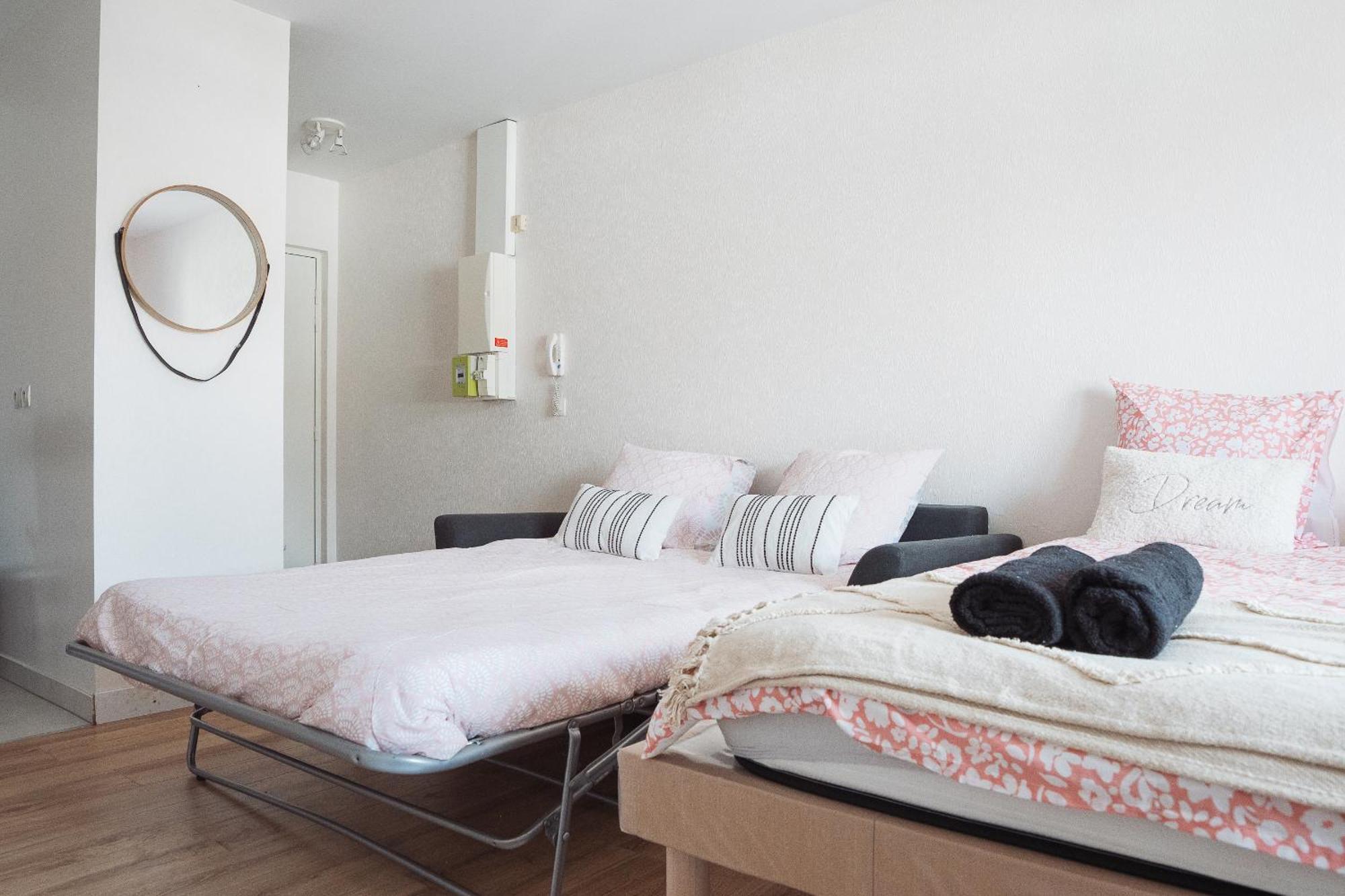 Апартаменты Cosy Studio Entre Paris Et Disneyland Paris Esbly Экстерьер фото