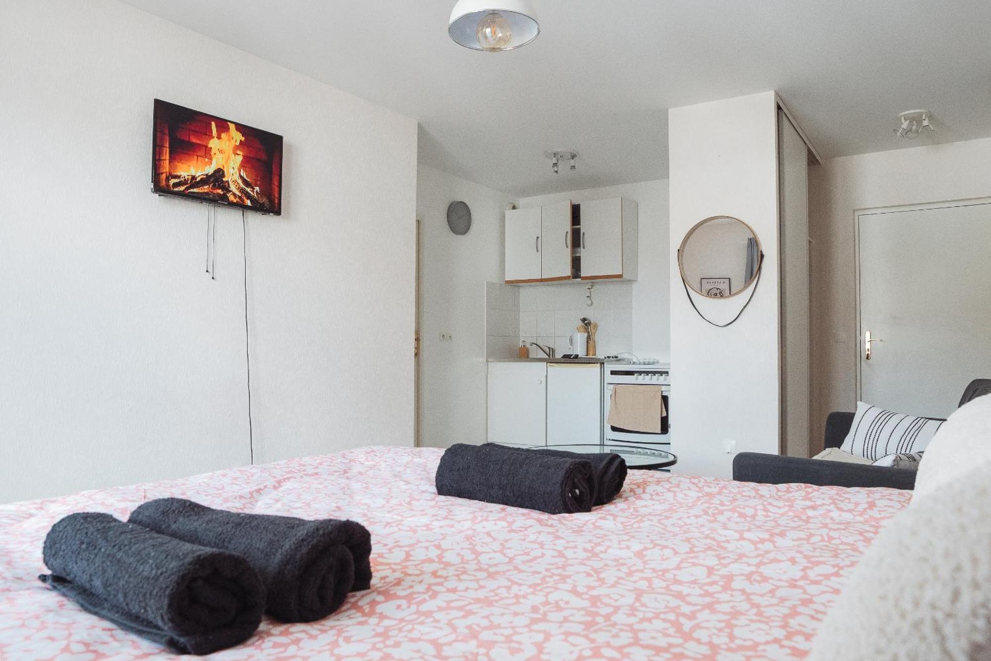 Апартаменты Cosy Studio Entre Paris Et Disneyland Paris Esbly Экстерьер фото